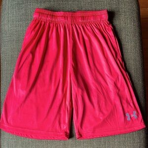 Under Armour youth loose fit short